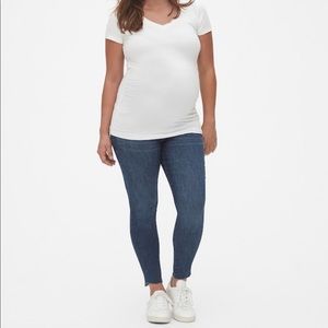 Gap maternity jeans 8 short raw hem full panel